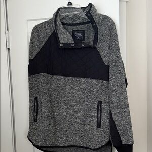 NWT Abercrombie quilted fleece button up